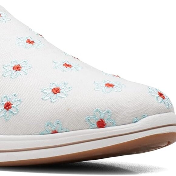 Clarks Women's Breeze Shore Loafer size 8.5-Brand New With Box - Picture 3 of 6